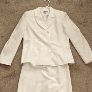 💙3/$30💙*Price Drop! Morgan Miller Women's 2 pc Skirt suit